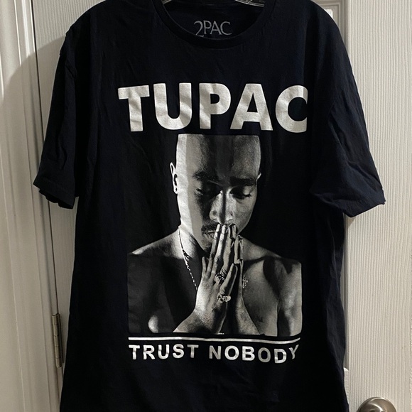 2PAC Black Graphic Tee for Men - Picture 1 of 3
